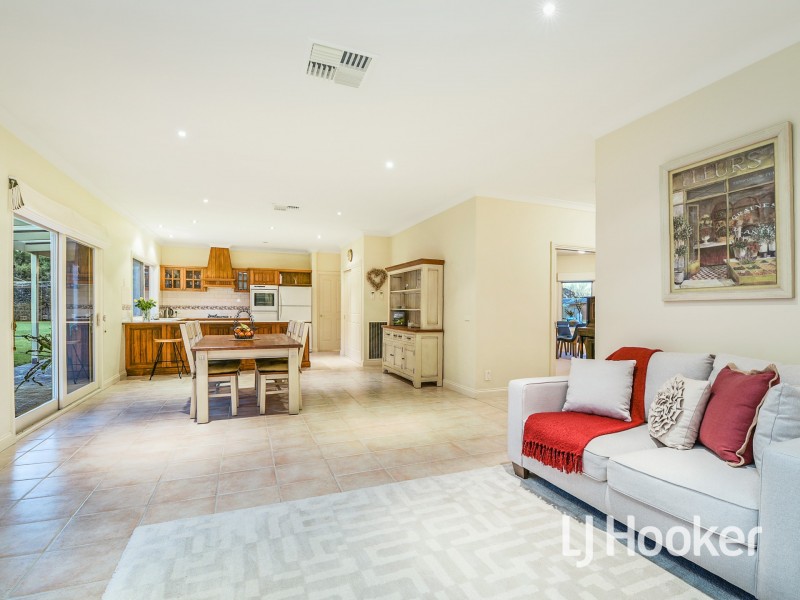 12-14 The Boulevard, Narre Warren South VIC 3805
