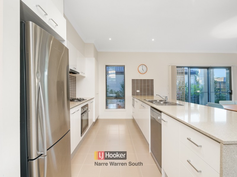 70 Meridian Circuit, Berwick VIC 3806