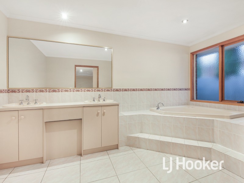 2 Daisy Court, Narre Warren South VIC 3805