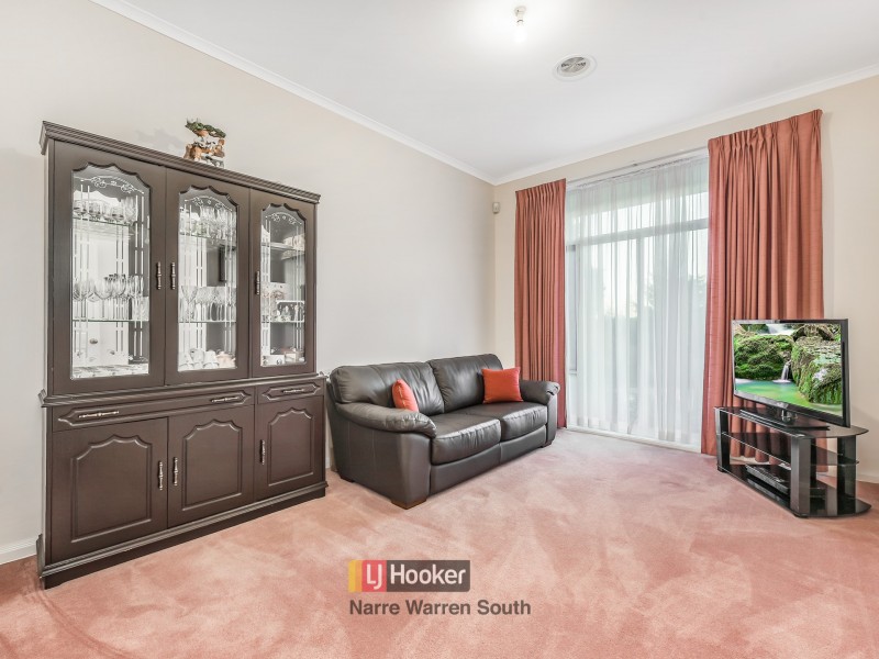 56-57 Caithwill Court, Narre Warren North VIC 3804