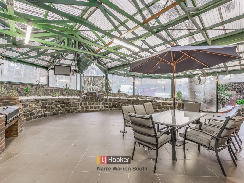 56-57 Caithwill Court, Narre Warren North VIC 3804