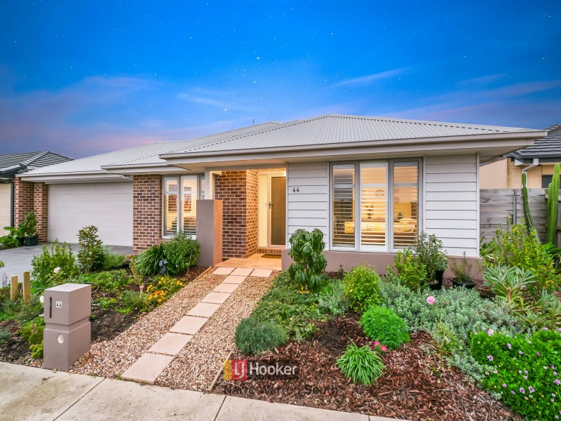 44 Mary Street, Officer VIC 3809