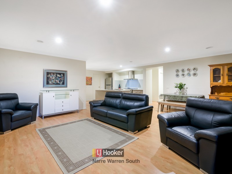 44 Mary Street, Officer VIC 3809