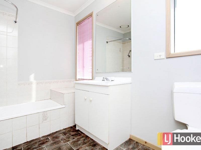 12 Bill Place, Hampton Park VIC 3976