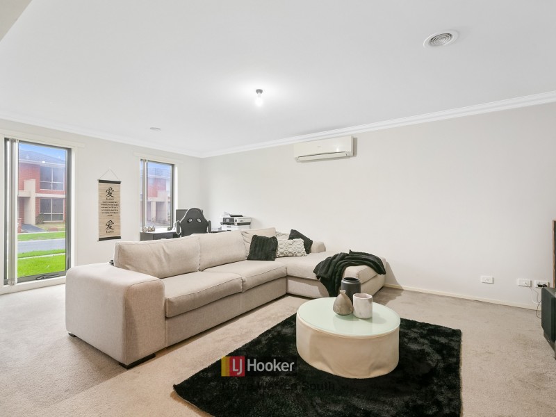 23 Lemon Thyme Way, Lynbrook VIC 3975