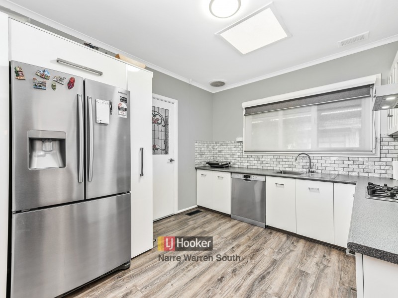 4 Ti-Tree Drive, Doveton VIC 3177