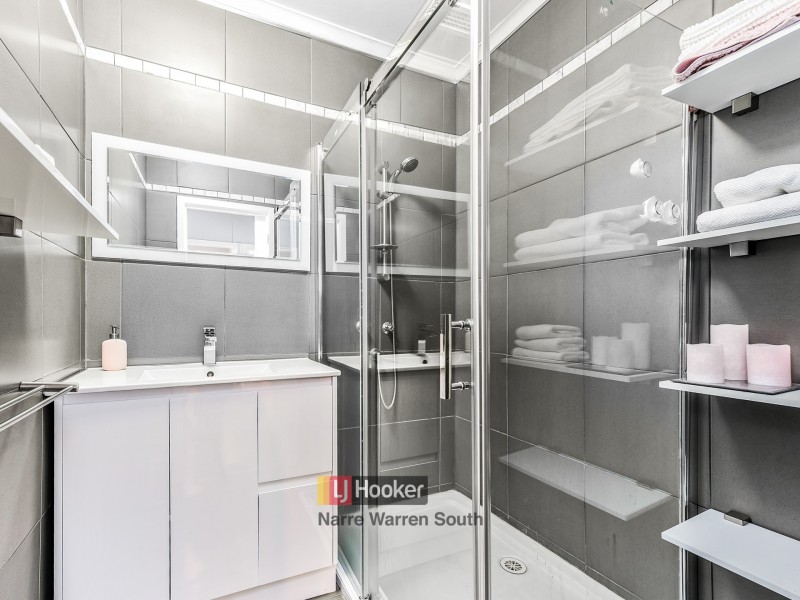 4 Ti-Tree Drive, Doveton VIC 3177