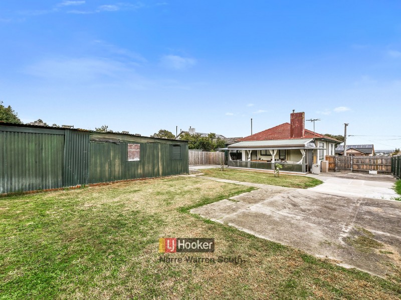 4 Ti-Tree Drive, Doveton VIC 3177