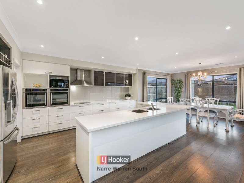 14 Herring Avenue, Cranbourne North VIC 3977