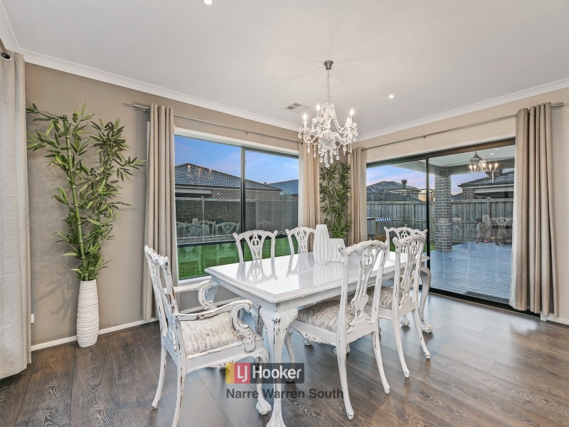 14 Herring Avenue, Cranbourne North VIC 3977