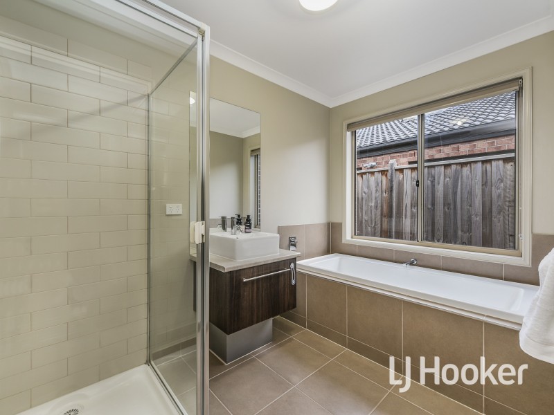 57 Goulburn Street, Cranbourne East VIC 3977