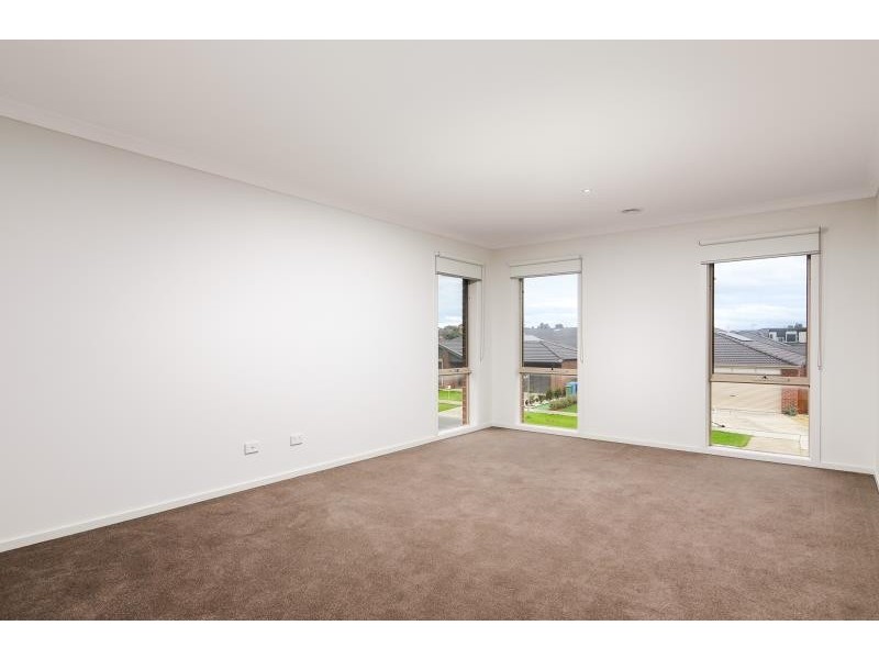 1 Bay Laurel Court, Lynbrook VIC 3975