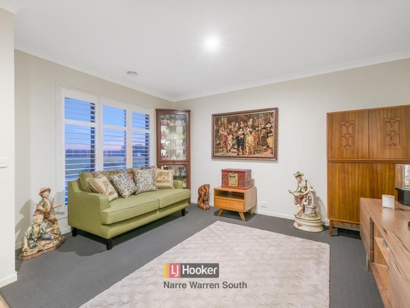 44 Mary Street, Officer VIC 3809