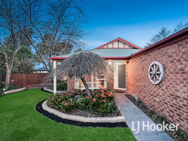 7 Blue Jay Court, Narre Warren South VIC 3805