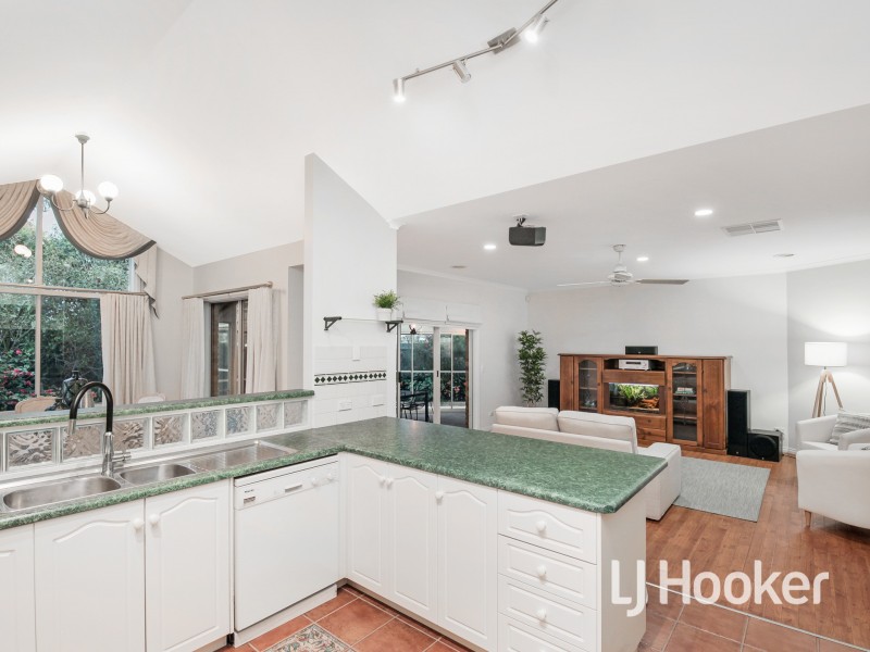 7 Blue Jay Court, Narre Warren South VIC 3805