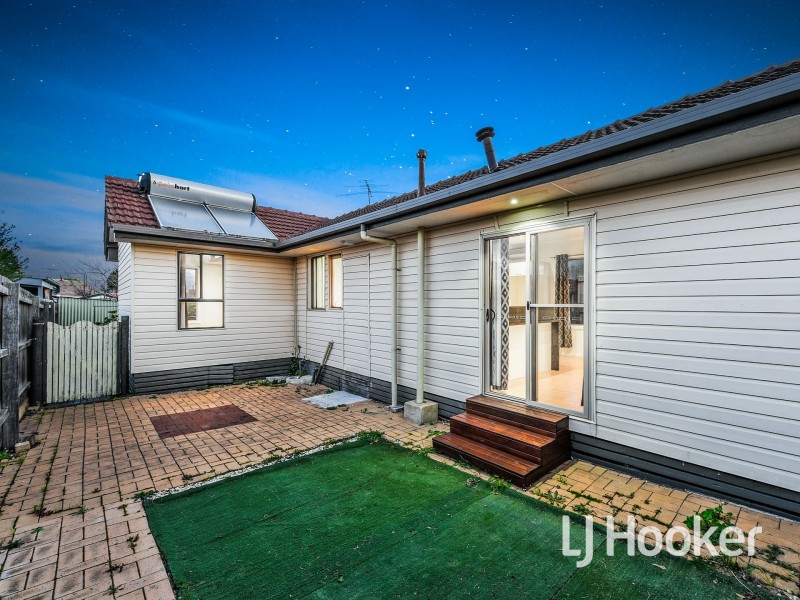 21 Paperbark Street, Doveton VIC 3177