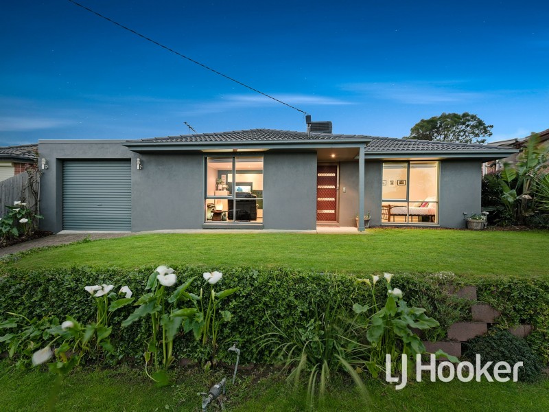 5 Meredith Crescent, Hampton Park VIC 3976