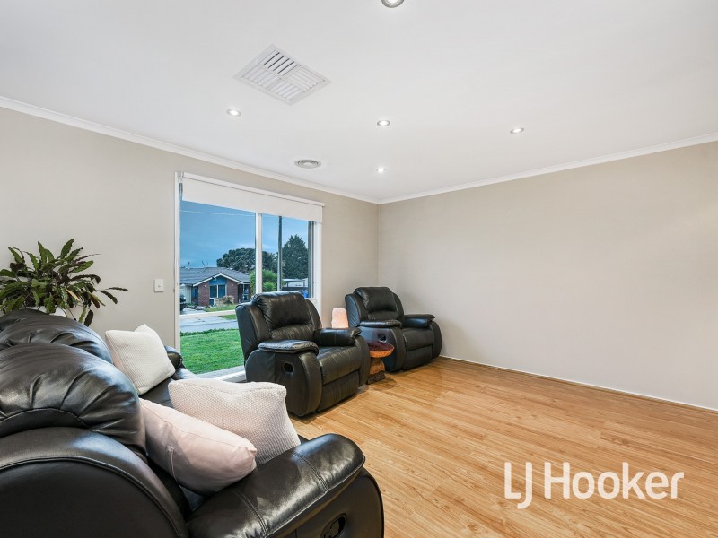 5 Meredith Crescent, Hampton Park VIC 3976