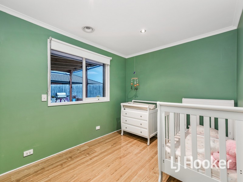 5 Meredith Crescent, Hampton Park VIC 3976