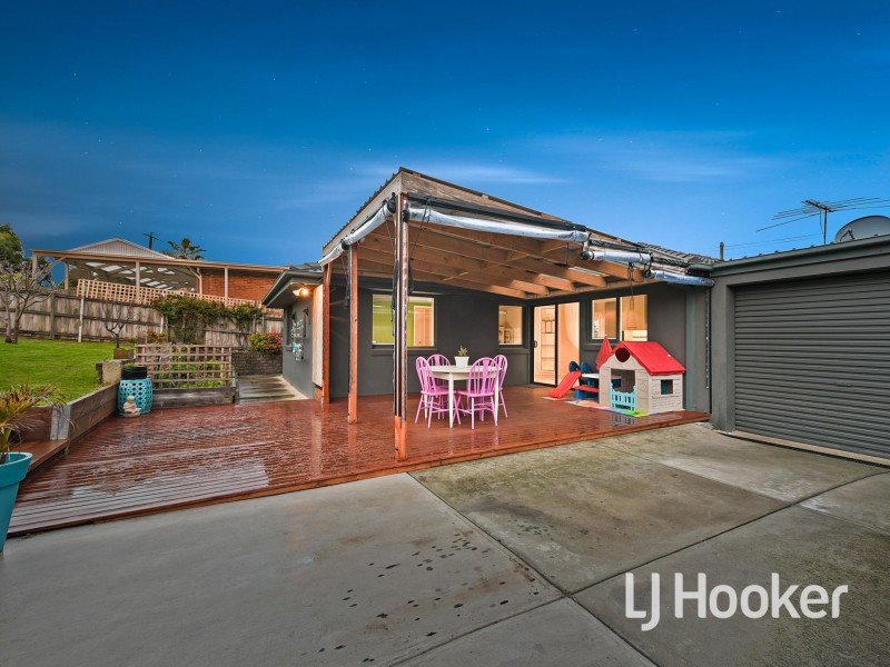 5 Meredith Crescent, Hampton Park VIC 3976