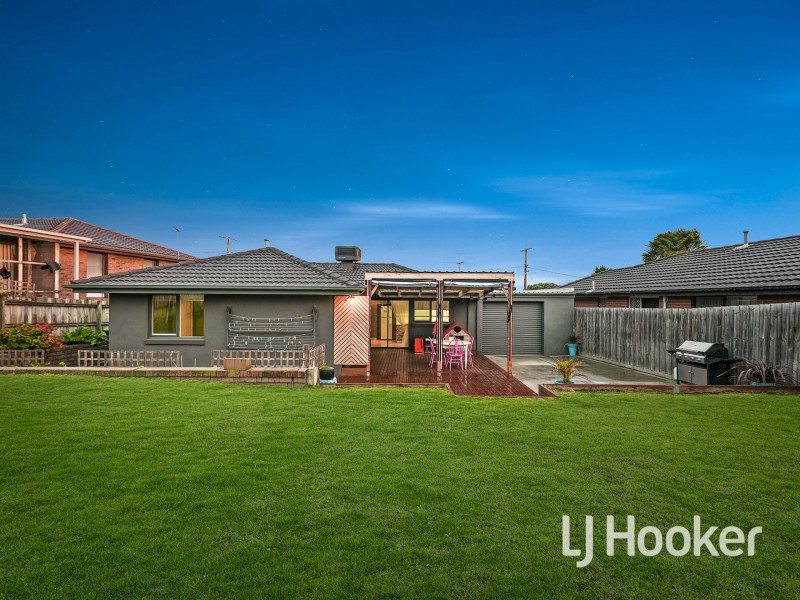 5 Meredith Crescent, Hampton Park VIC 3976