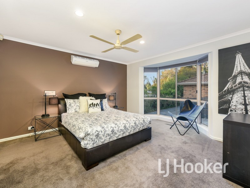 2/50 Langmore Lane, Berwick VIC 3806