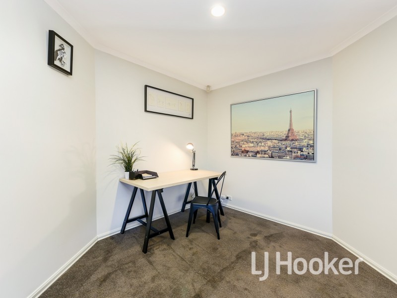 2/50 Langmore Lane, Berwick VIC 3806