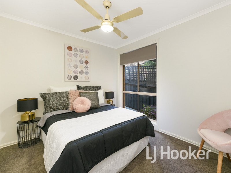 2/50 Langmore Lane, Berwick VIC 3806