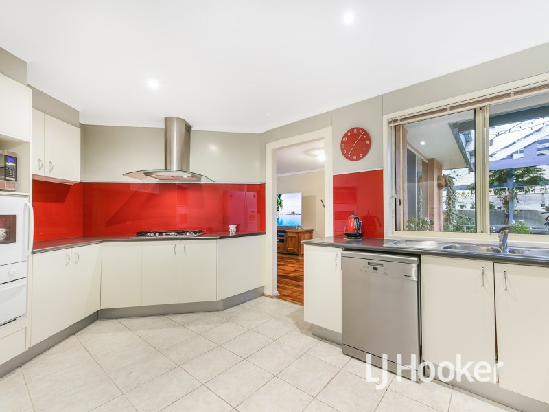 10 Marella Place, Narre Warren South VIC 3805