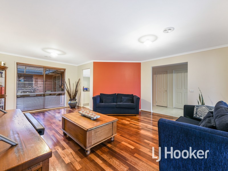 10 Marella Place, Narre Warren South VIC 3805
