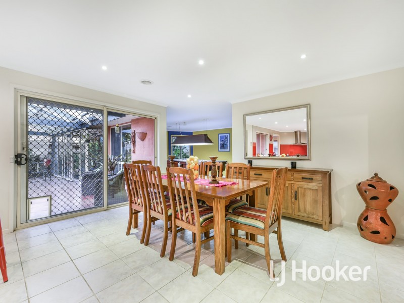 10 Marella Place, Narre Warren South VIC 3805