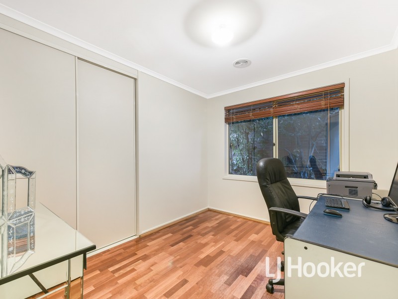 10 Marella Place, Narre Warren South VIC 3805