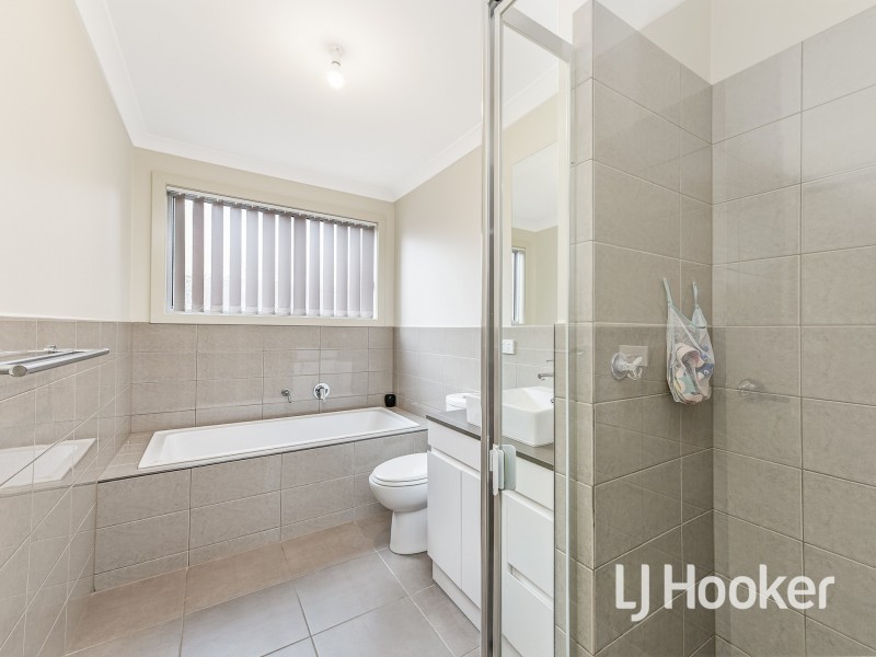 60 Viridian Avenue, Officer VIC 3809