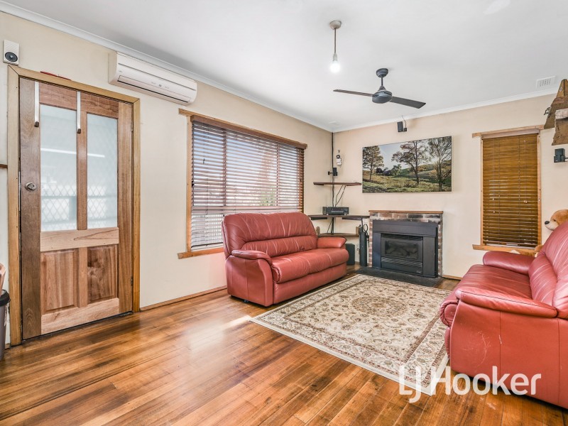 6 Ti-Tree Drive, Doveton VIC 3177