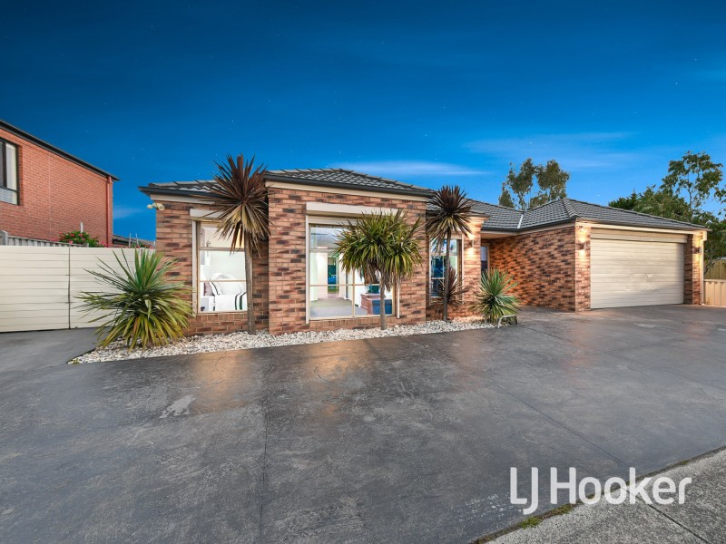 85 Robinswood Parade, Narre Warren South VIC 3805