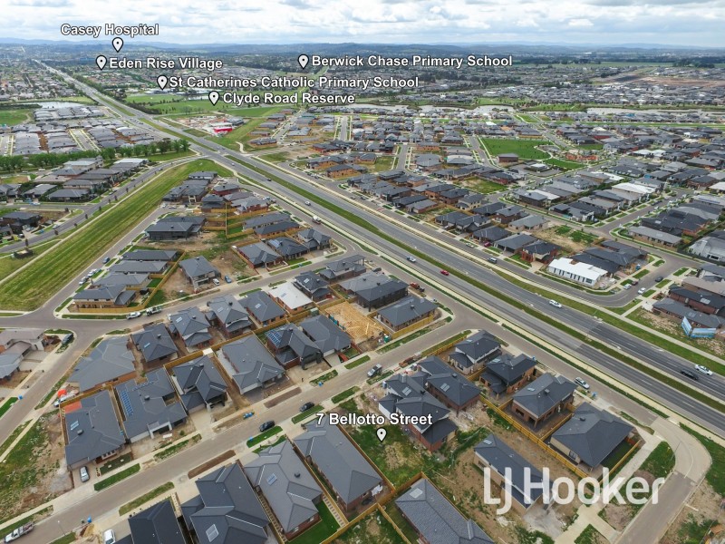 7 Bellotto Street, Cranbourne North VIC 3977