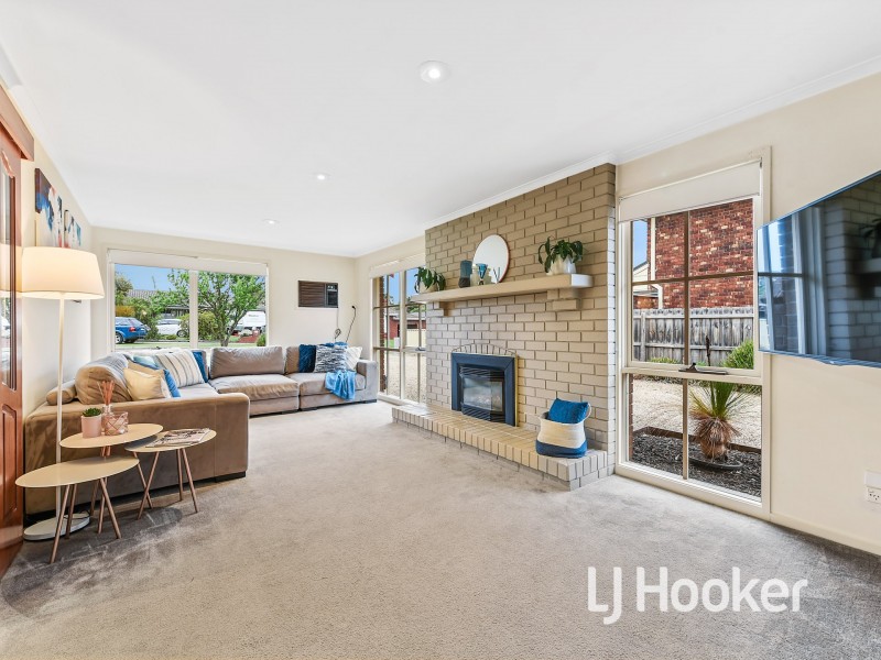 21 Bosco Close, Narre Warren VIC 3805