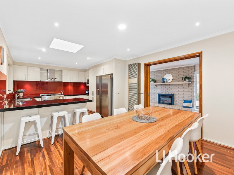 21 Bosco Close, Narre Warren VIC 3805