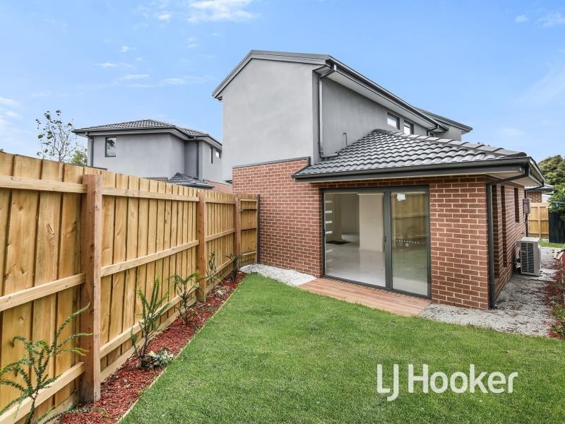 3/5 Dortad Court, Hampton Park VIC 3976