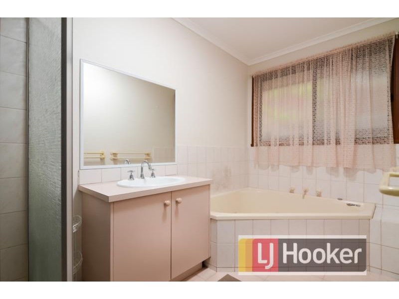 7 Laurus Court, Narre Warren VIC 3805