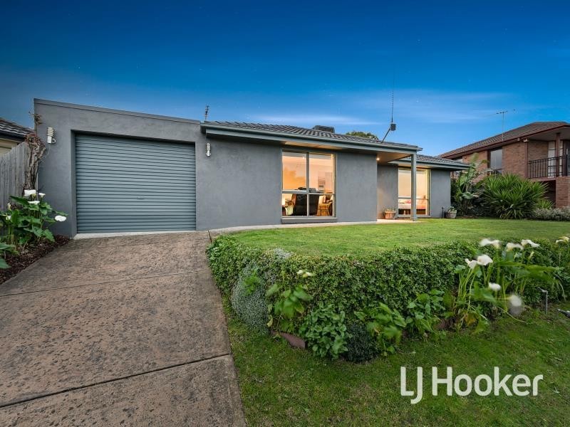 5 Meredith Crescent, Hampton Park VIC 3976