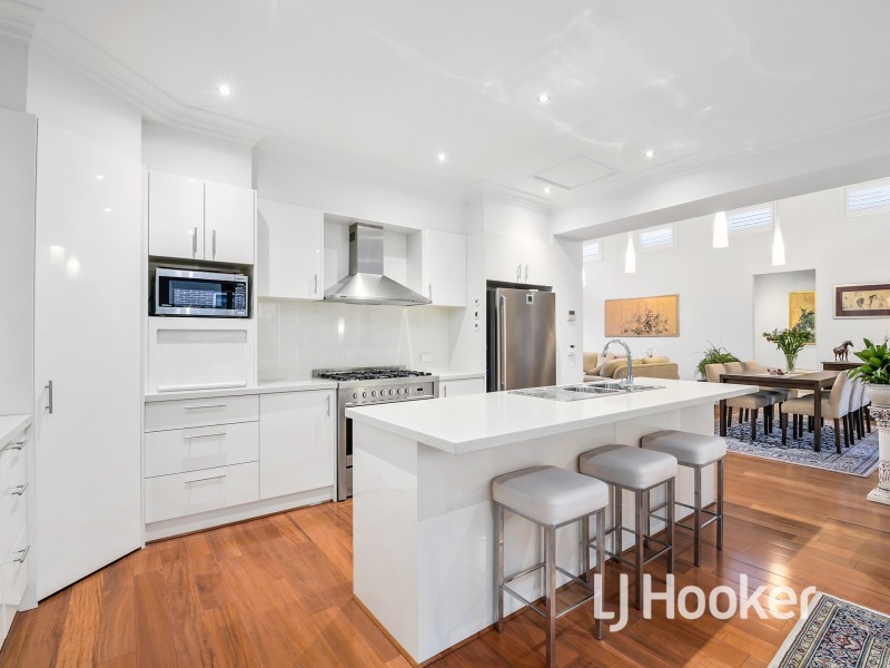 14/1 Paddington Terrace, Berwick VIC 3806