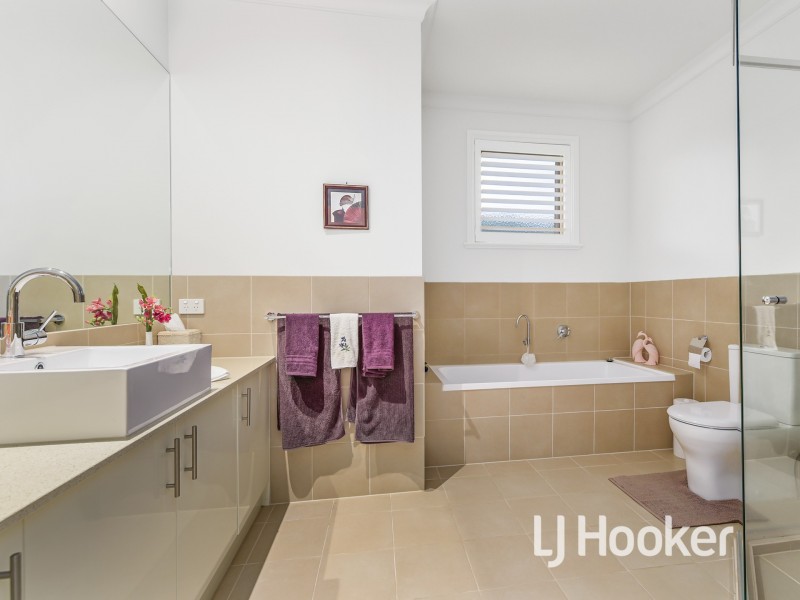 14/1 Paddington Terrace, Berwick VIC 3806