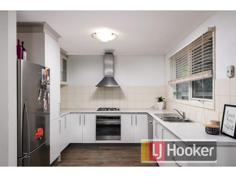 15 Selkirk Court, Berwick VIC 3806