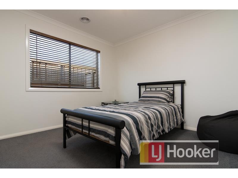3 Faldo Place, Cranbourne North VIC 3977