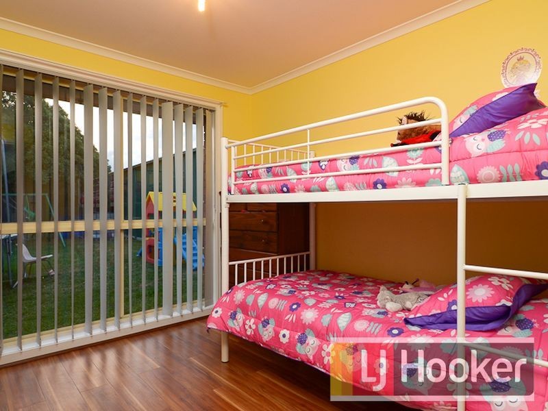 94 Courtenay Avenue, Cranbourne North VIC 3977