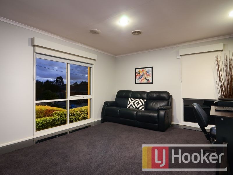 23 Meredith Crescent, Hampton Park VIC 3976