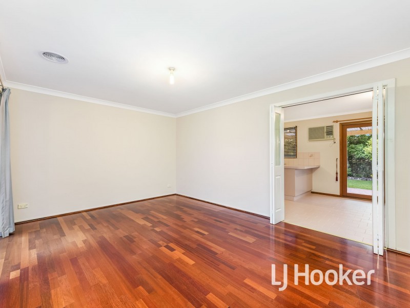 138 Warana Drive, Hampton Park VIC 3976