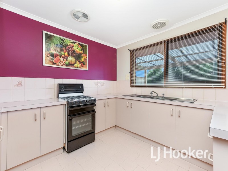 138 Warana Drive, Hampton Park VIC 3976