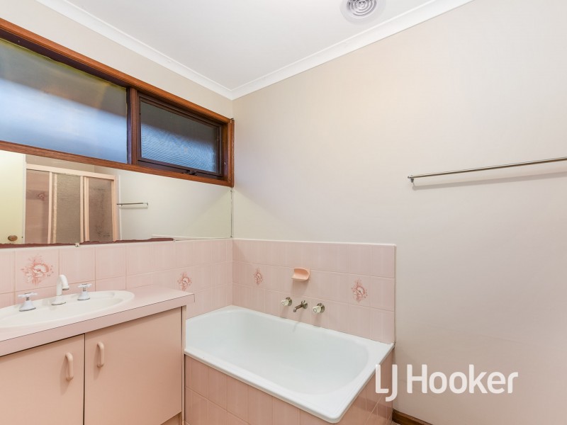 138 Warana Drive, Hampton Park VIC 3976